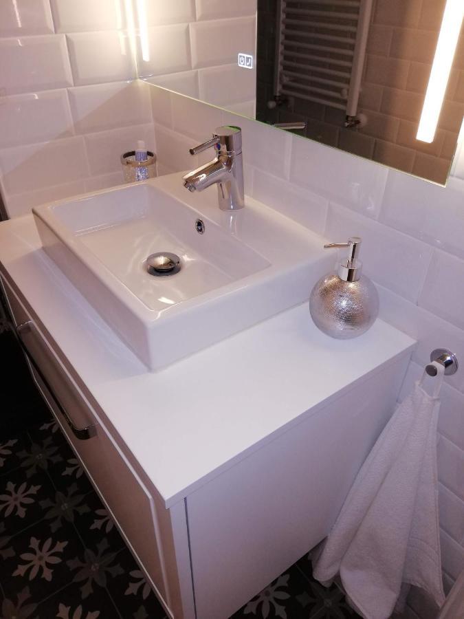 Kaixo-san Mames-bilbao Intermodal Apartment *